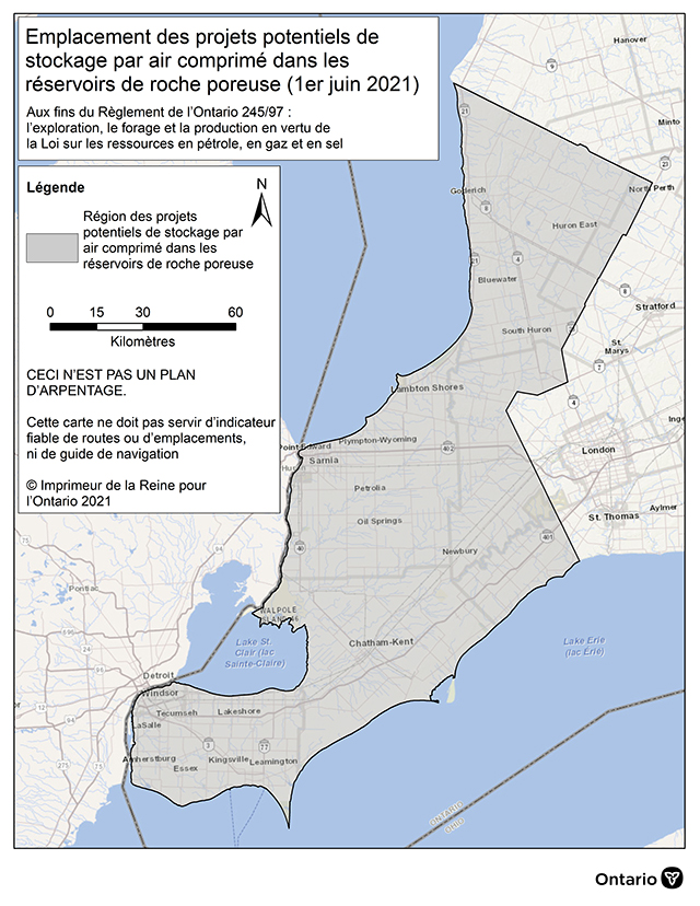 La figure montre la région géographique de la pointe du sud-ouest de l’Ontario où les projets de stockage d’énergie par air comprimé dans les réservoirs de roche poreuse doivent être situés pour faire l’objet d’une demande d’autorisation. La zone approximative comprend la municipalité  de Chatham-Kent, les comtés d’Essex, de Lambton, la moitié ouest des comtés de Middlesex et d’Elgin, les parties du comté de Perth situées à l’ouest de la route du comté Road 23 et au sud de la route 86, ainsi que des parties