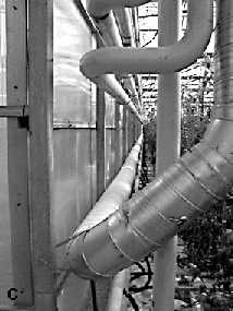 Flue gas carbon dioxide distribution pipes.