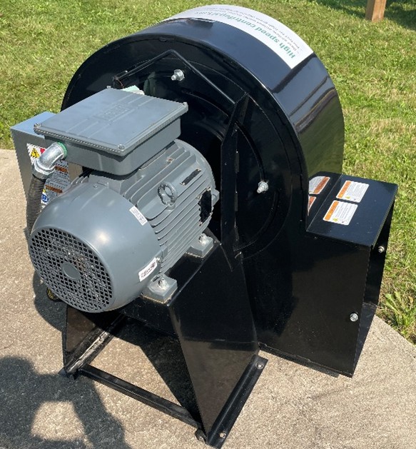 une vue latérale d’un ventilateur centrifuge