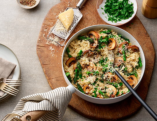 Creamy Asparagus and Mushroom Risotto | Foodland Ontario
