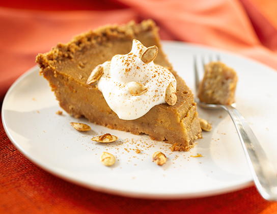 Pumpkin Pie with Cookie Crumb Crust | Foodland Ontario