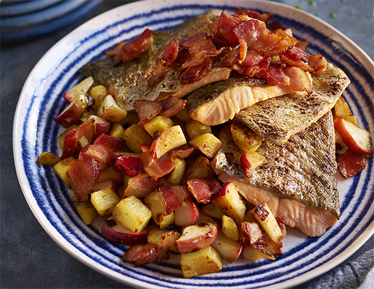 Trout with Apple, Bacon and Potato Hash | Foodland Ontario